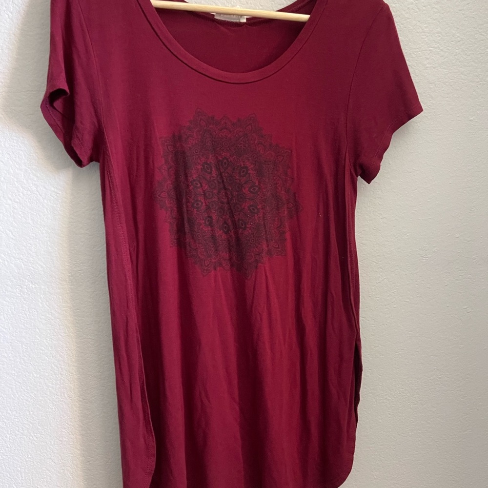 PacSun Patterned Maroon T-shirt Dress